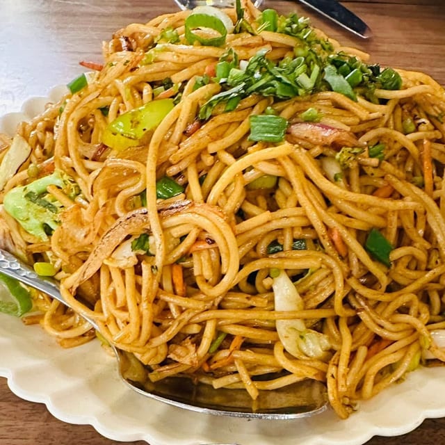 Chow Mein With H. Herbs.