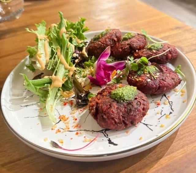 Beetroot & Carrot Kabab.